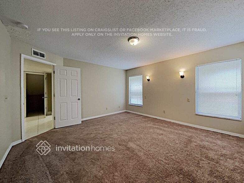 Building Photo - 10806 Scepter Dr