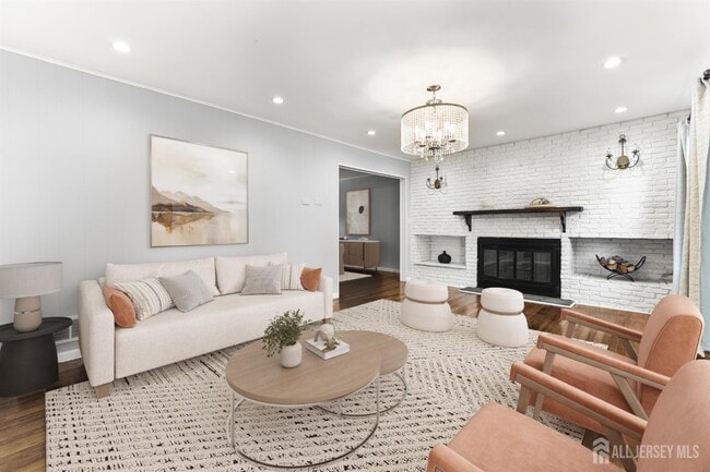 Building Photo - 14 Mayling Ct