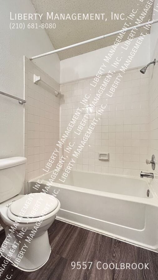 Building Photo - 9557 Coolbrook-