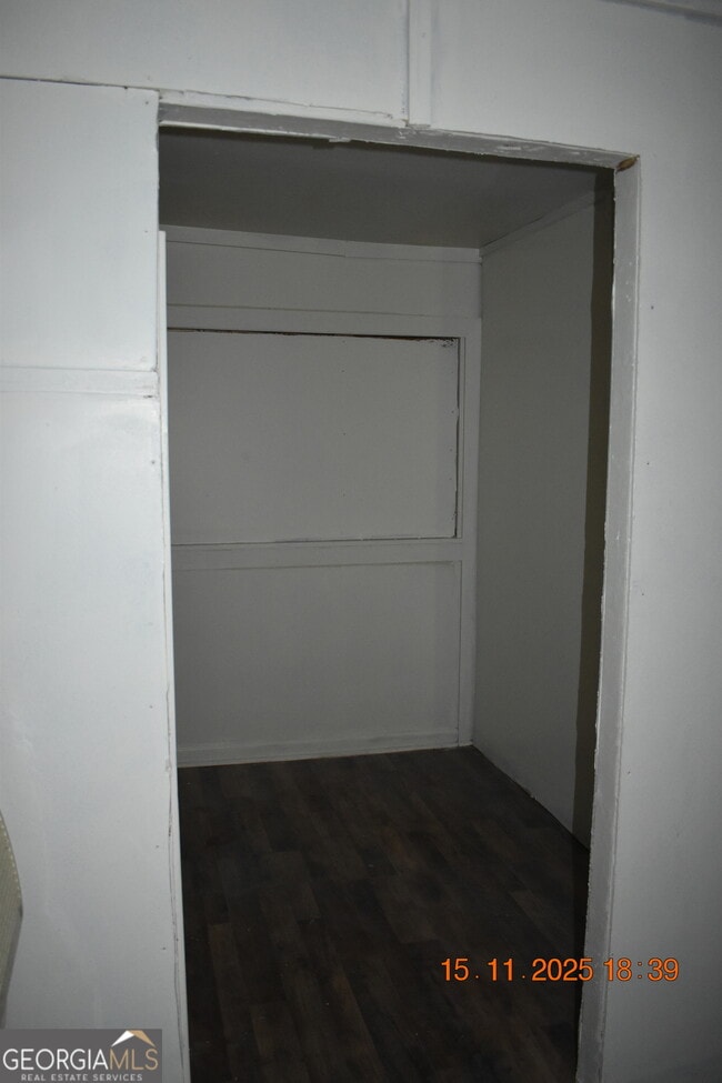 Building Photo - 4255 Roy Ave