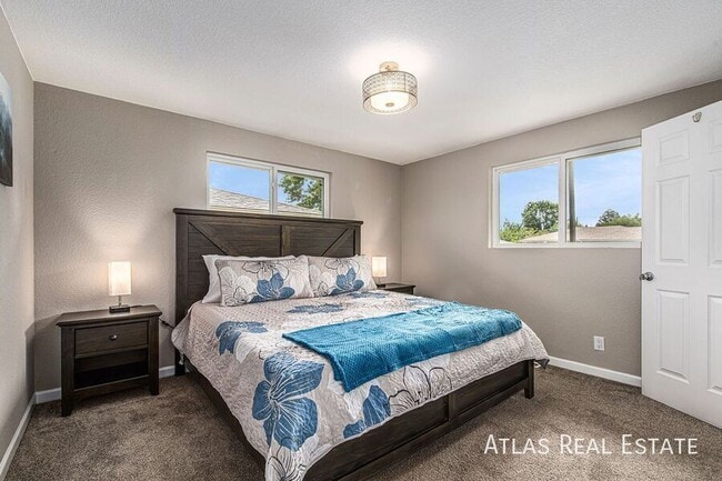 Building Photo - 7472 Beach Ct