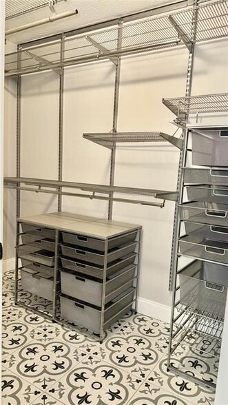 Building Photo - 1104 Pine Heights Dr NE