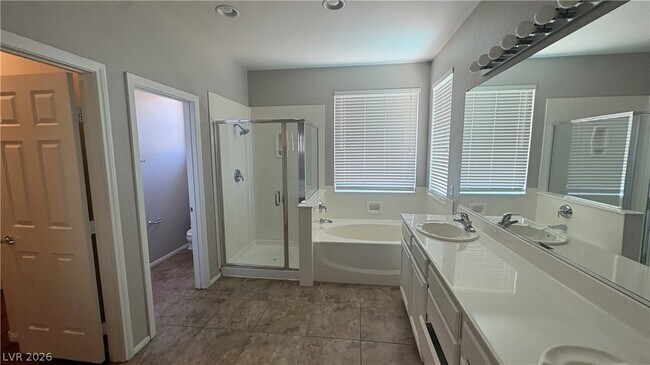 Building Photo - 10372 Walking View Ct