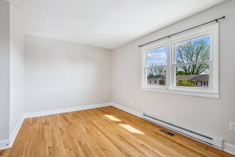 Building Photo - 119 W Orndorff Dr