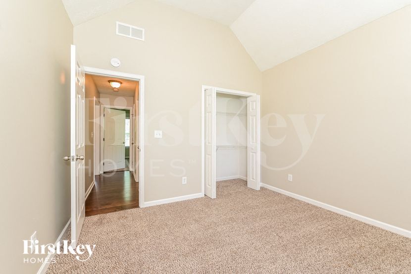 Building Photo - 207 Windpher Ridge