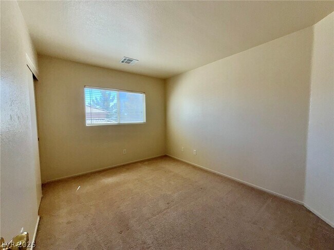 Building Photo - 11225 Sandrone Ave