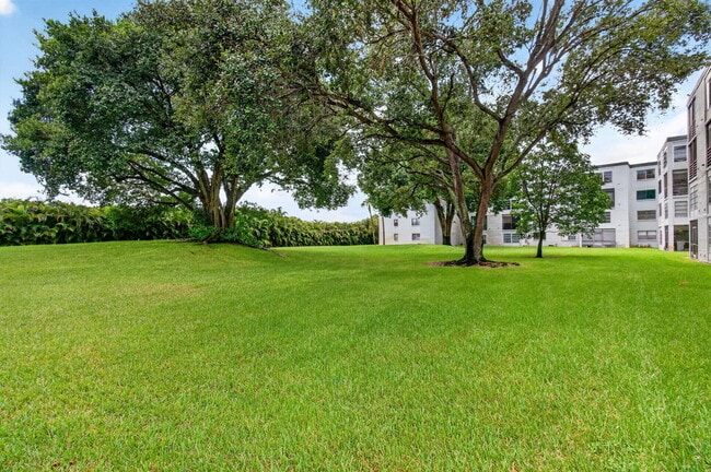 Building Photo - 9440 SW 8th St