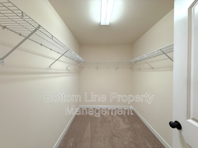 Building Photo - 5688 Garrow Glen Rd