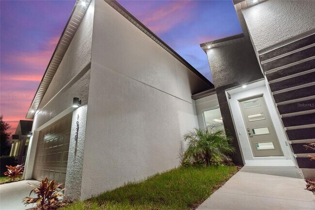 Building Photo - 1930 Drum Dr