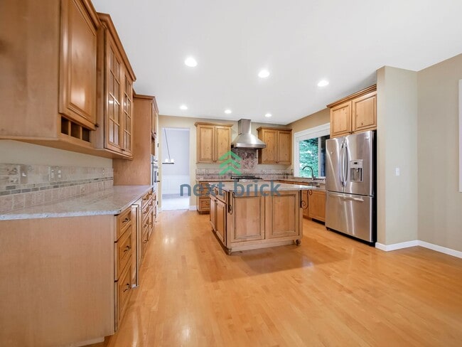 Building Photo - 4 Bed 2.5 Bath Single Family for Rent!