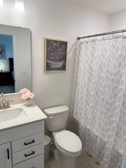 Bath 1 - 5435 Shelly Lynn Dr