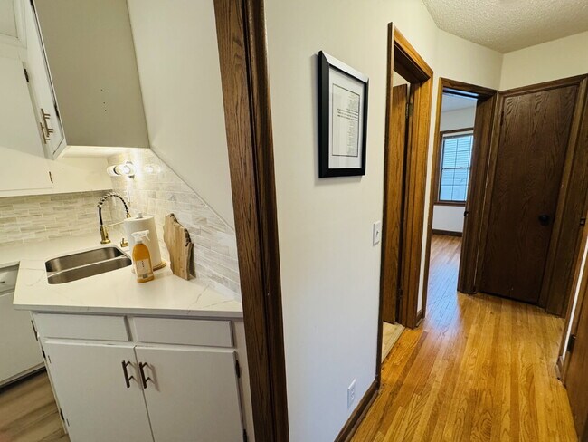 Building Photo - 6012 Logan Ave S