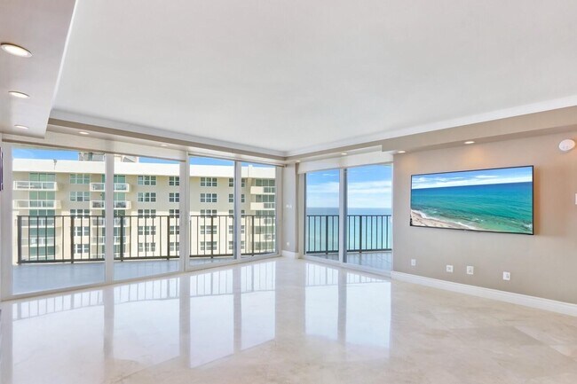 Building Photo - 5420 N Ocean Dr