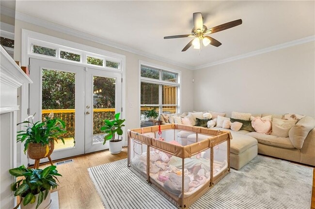 Building Photo - 10914 Gallier St