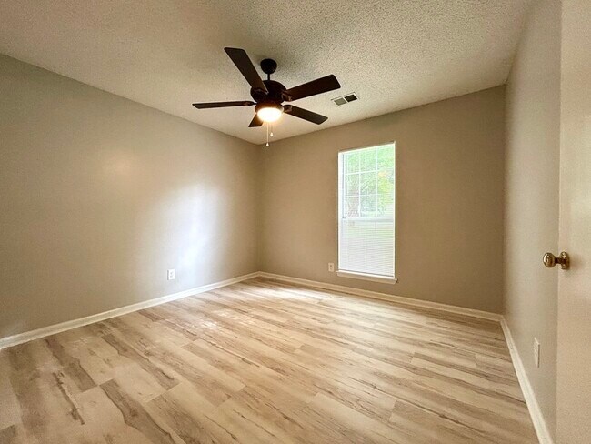 Building Photo - 8607 Kirkley Glen Ln