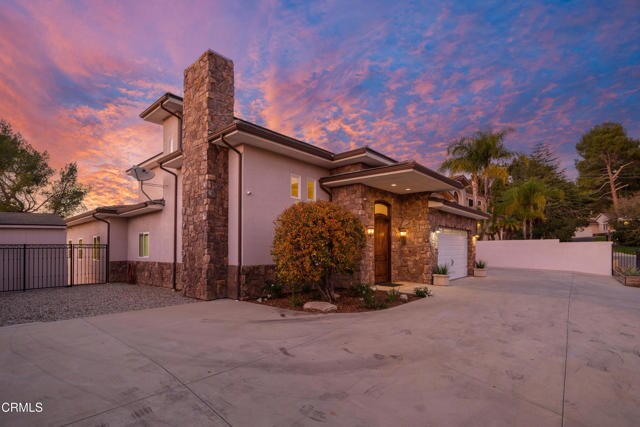 Building Photo - 4337 Vista Pl