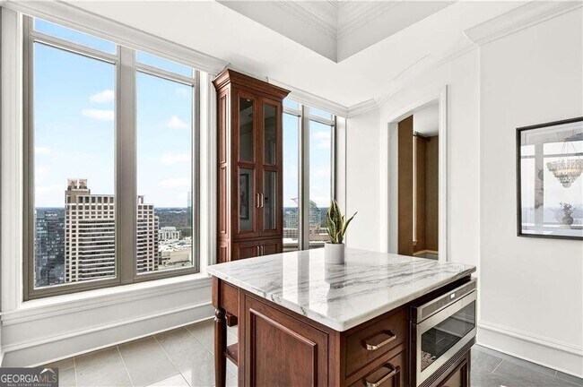 Building Photo - 3376 Peachtree Rd NE
