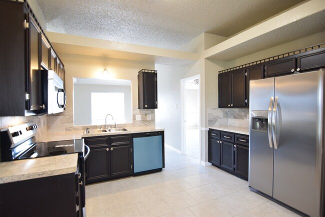 Building Photo - 3403 Granite Dr