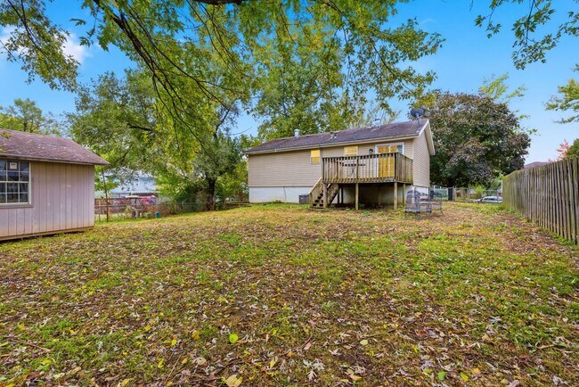 Building Photo - Everything upgraded on this 4 bedroom — top-notch finishes throughout!