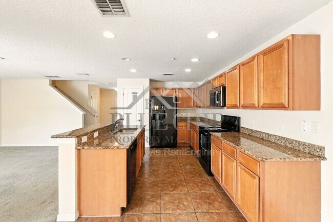 Building Photo - 13800 Golden Russet Dr