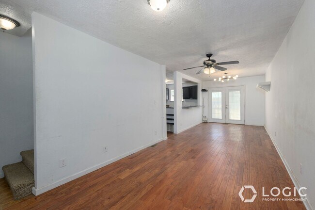 Building Photo - Home in Manti