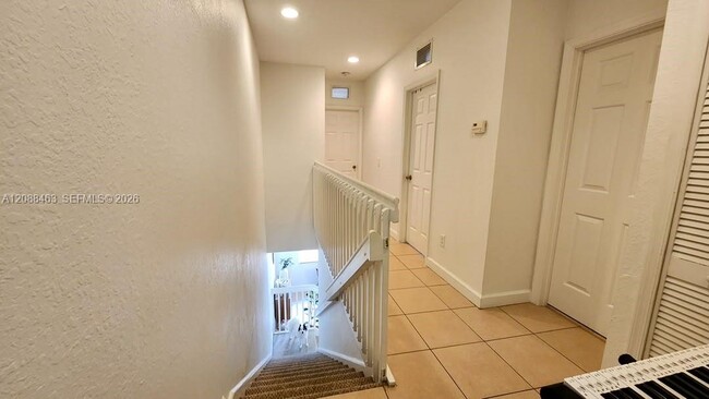 Building Photo - 15628 SW 43rd St