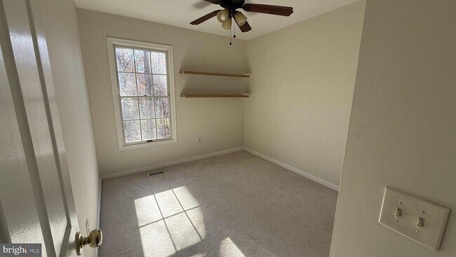 Building Photo - 7645 Elioak Terrace