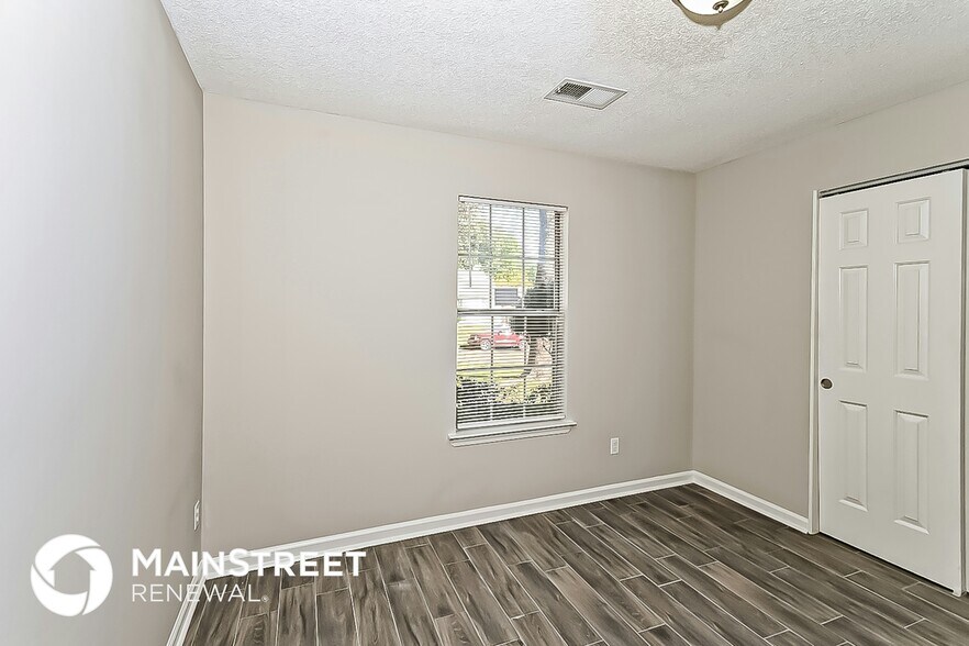 Building Photo - 7145 Peppermill Ln