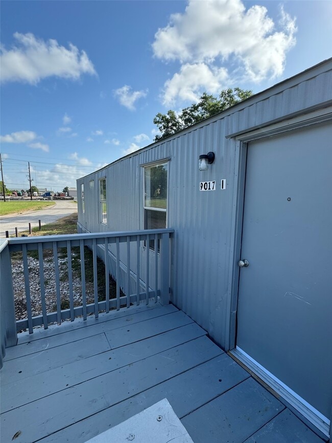 Building Photo - 9017 Taub Rd