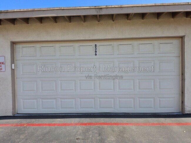 Building Photo - 8566 Truckee Dr