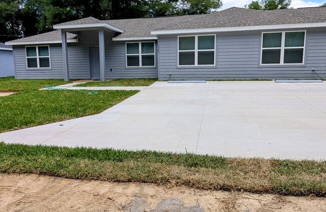 Building Photo - 1527 NW 57th Ct