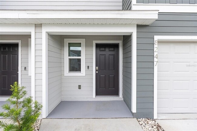 Building Photo - 8247 SW 67th Ave
