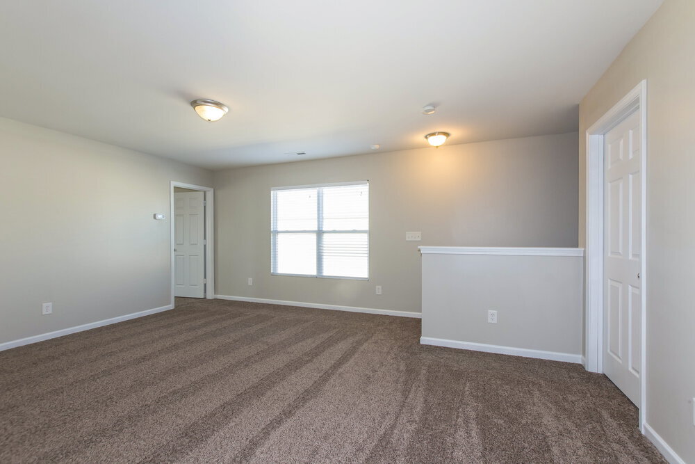 Building Photo - 9231 Yellow Oak Rd