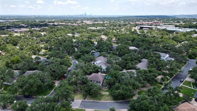 Building Photo - 7507 Stonecliff Dr