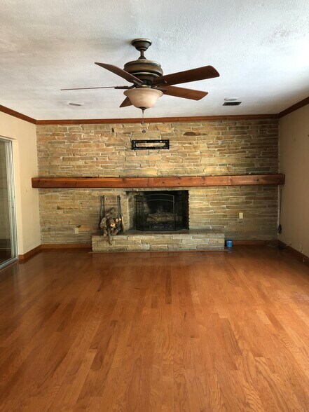 Living room with fireplace - 2156 NW 4th Pl