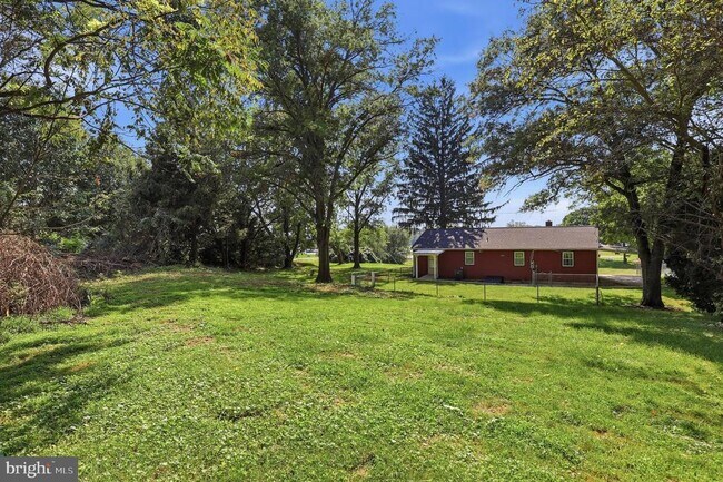 Building Photo - 4015 Jefferson Pike