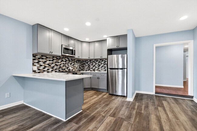 Building Photo - 1582 Irving St