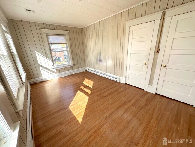 Building Photo - 151 N Broadway