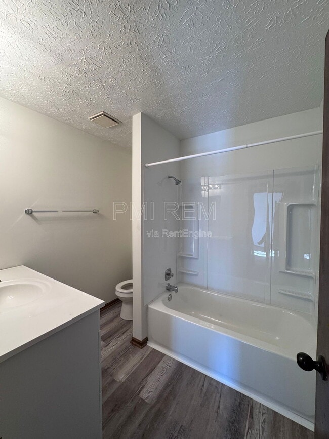 Building Photo - 7514 Peachmont Ave NW