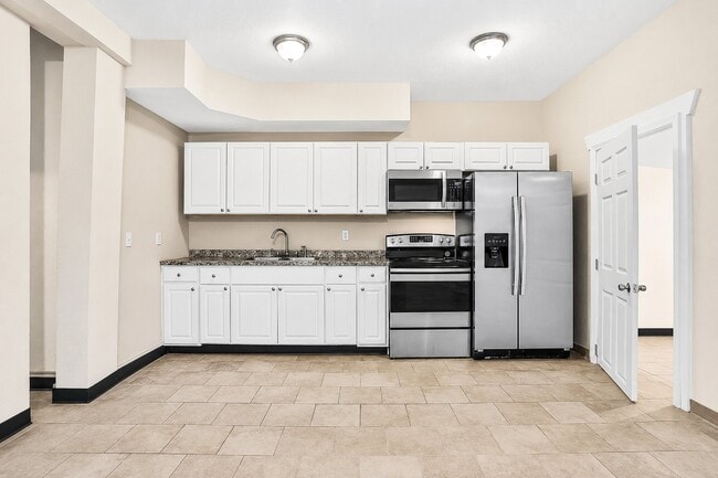 Building Photo - 8036 Mattox Ave