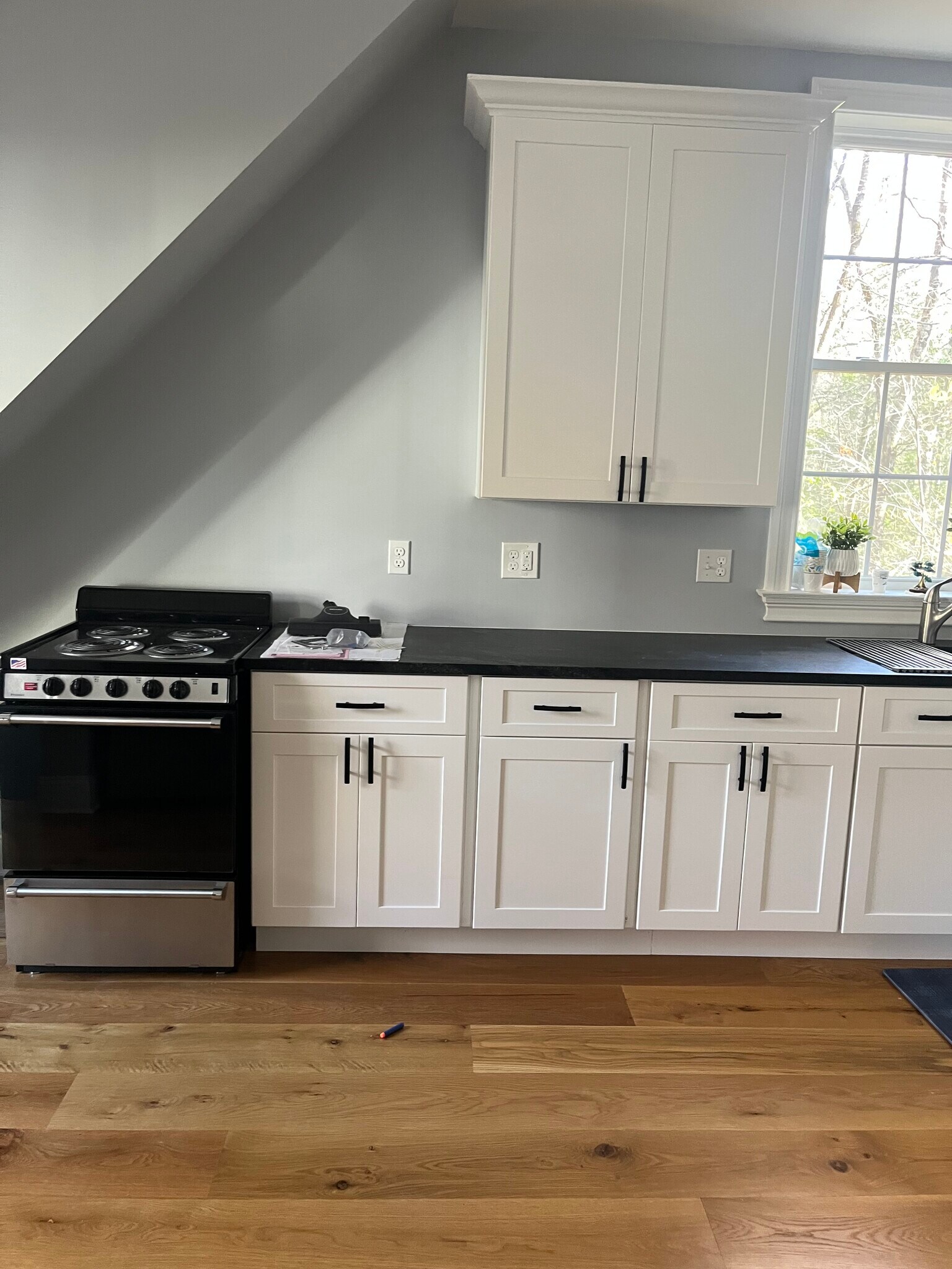 Building Photo - 9 King Phillip Trl