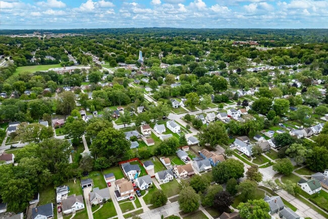 Building Photo - 6771 Greenleaf Ave