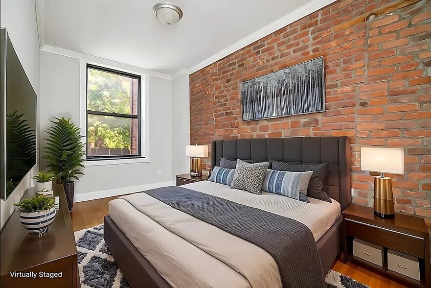 Building Photo - 200 Stanton St