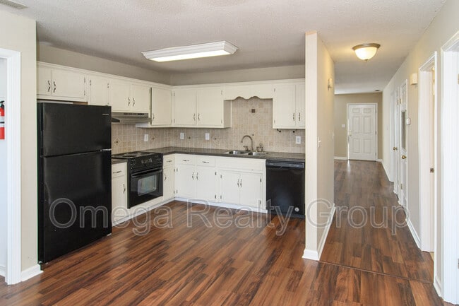 Building Photo - 8048 River Bend Rd