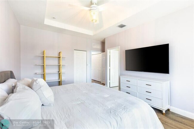 Building Photo - 4637 Caspian Way