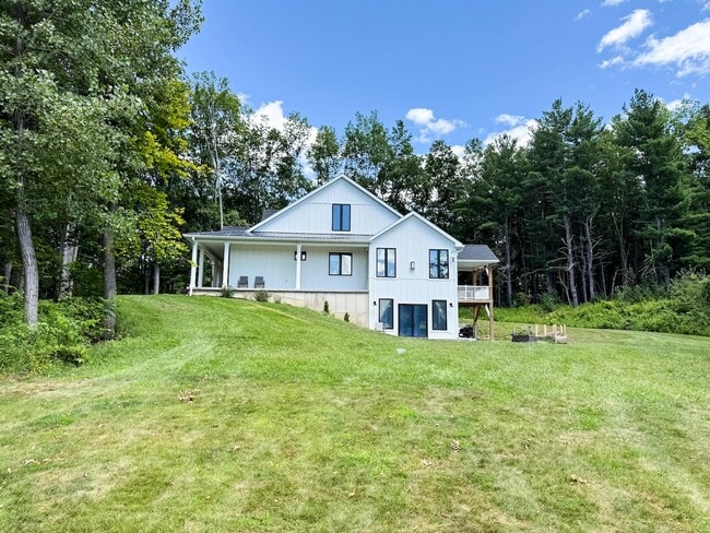 Building Photo - 5 Townline Rd