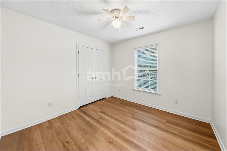 Building Photo - 1600 Glenn Meade Dr