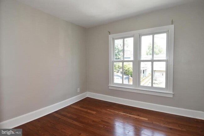 Building Photo - 518 N Patrick St