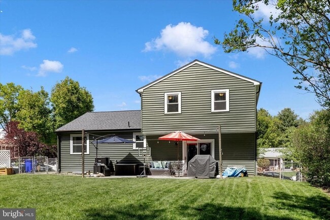 Building Photo - 3004 Peebles Ct