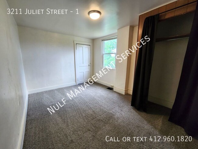 Building Photo - 3 Bed, 1 Bath Apartment in Oakland